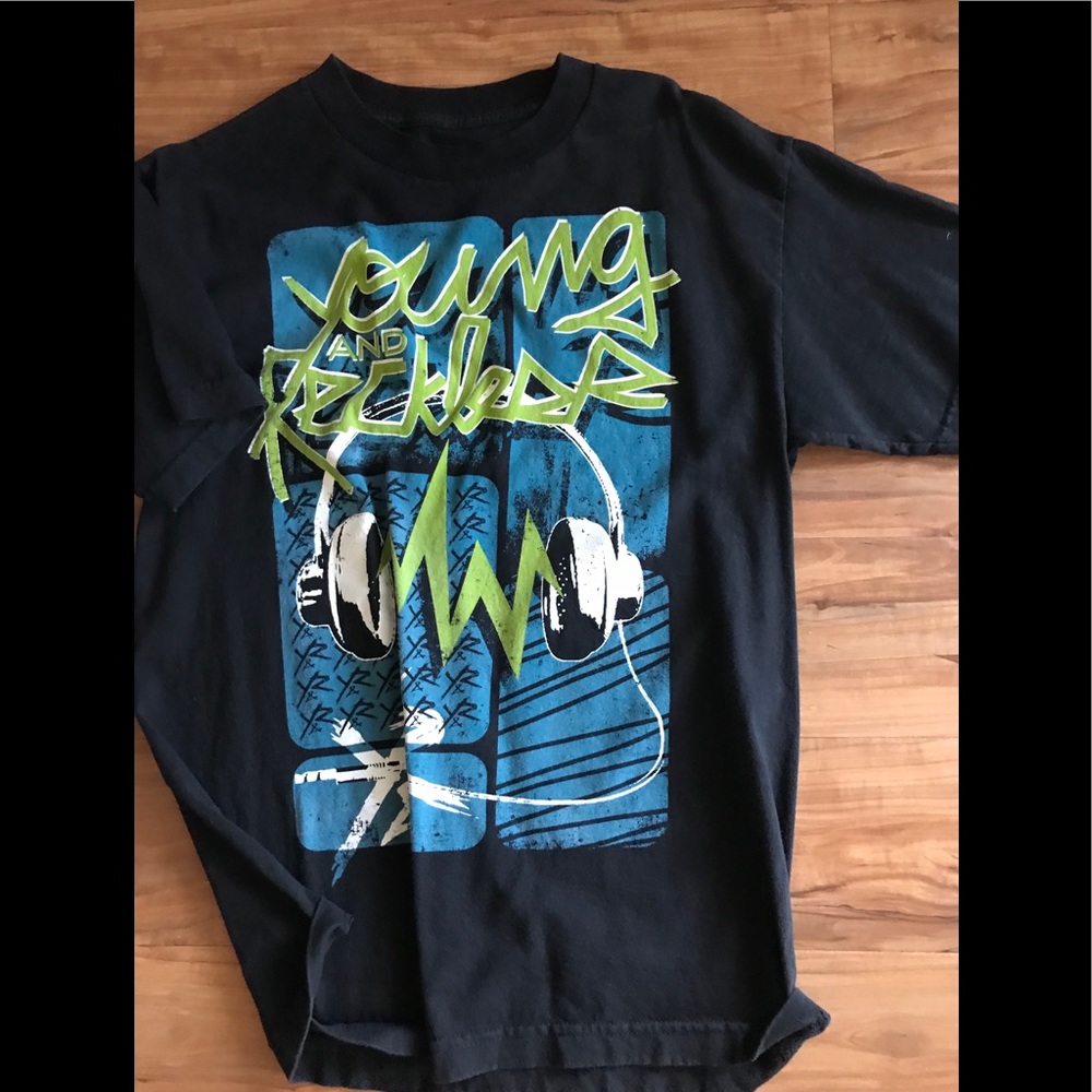 T shirt